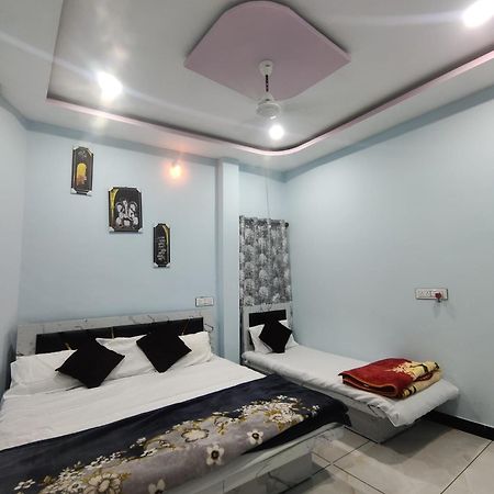 Geeta Homestay Ujaim Exterior foto